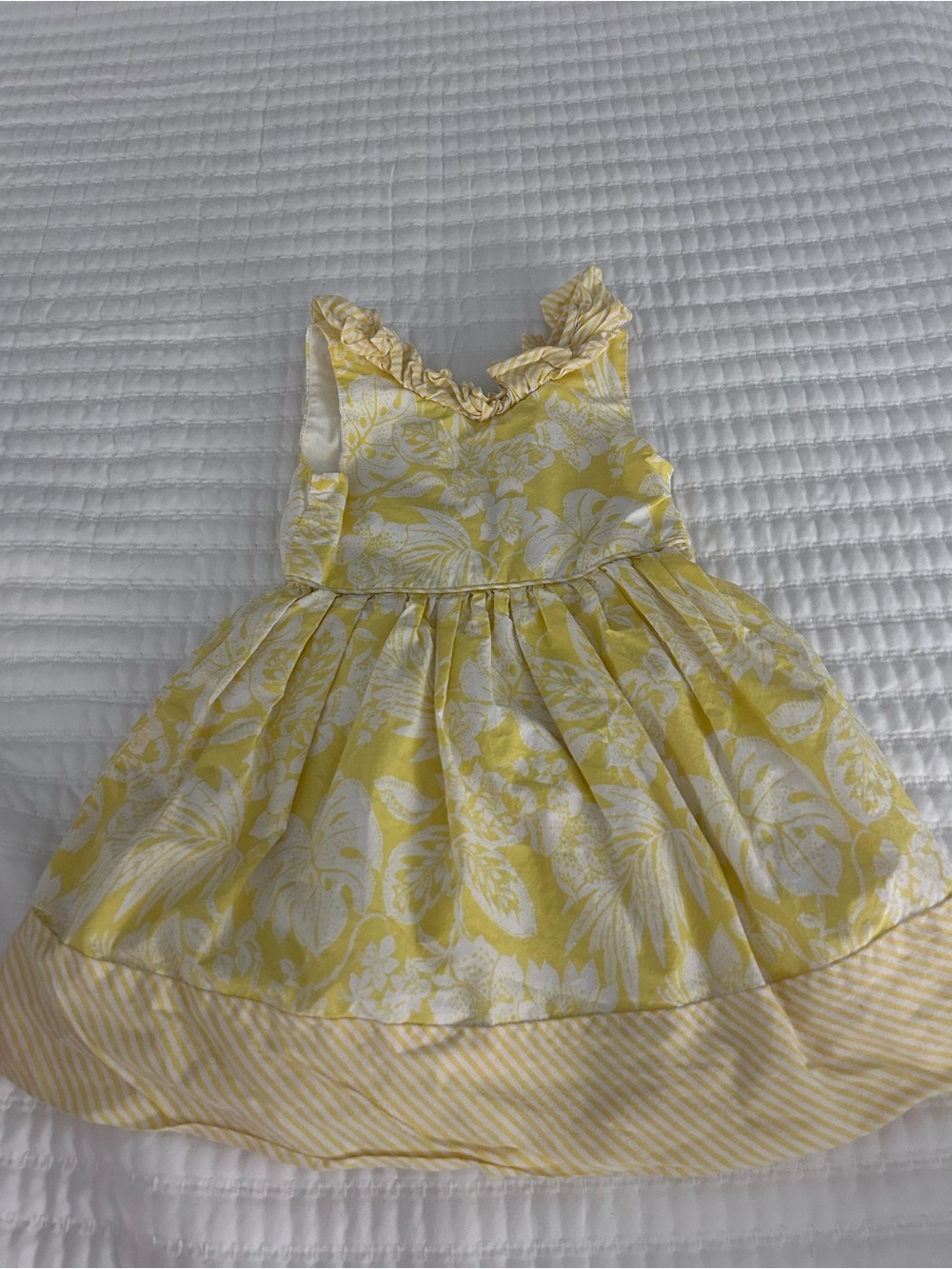 Savannah Yellow and White Floral Ruffle-Trim Girls' Dress. Size 3T